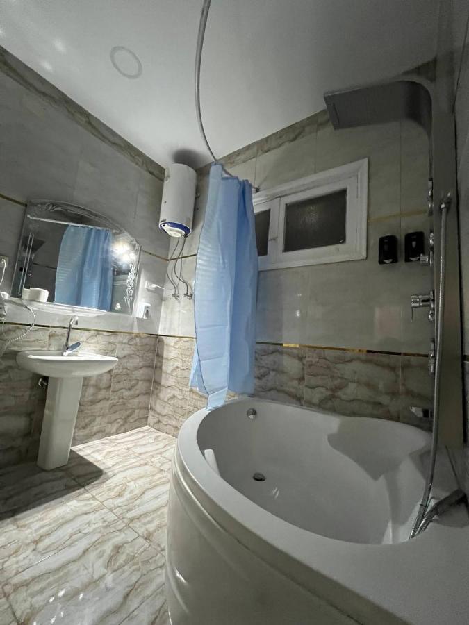 Lucky Hostel Kairo Exteriör bild
